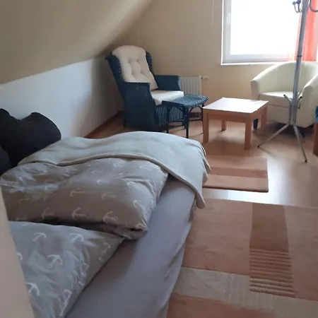 Ferienzimmer,nahe Rostock, Ot Albertsdorf Bis 7 Personen * 本特维施